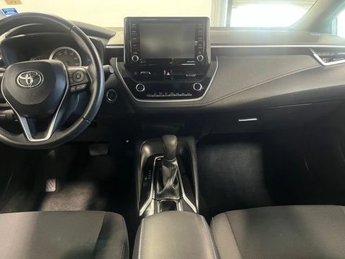 Used 2022 Toyota Corolla SE w/ SE Premium Package FWD image 21