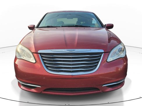 Used 2012 Chrysler 200 Touring w/ Cold Weather Group FWD image 2