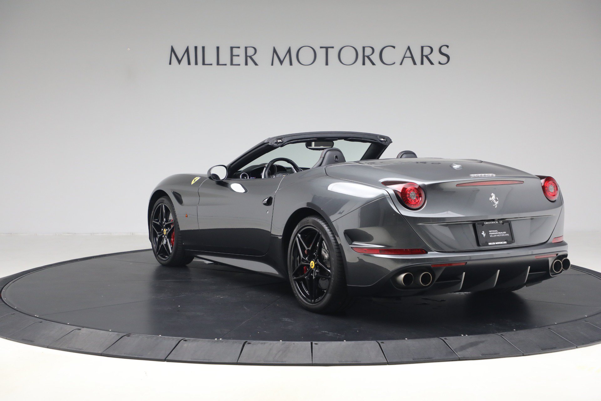 Certified 2015 Ferrari California T RWD image 6