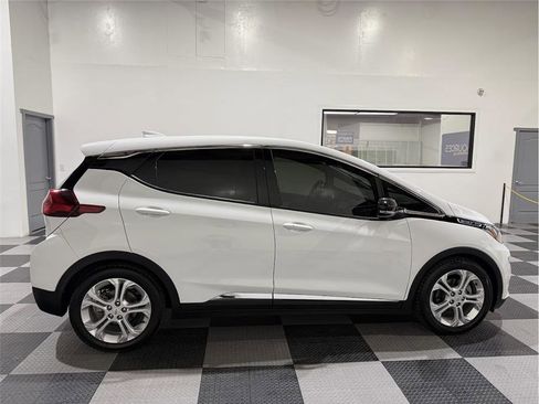 Used 2020 Chevrolet Bolt LT image 4