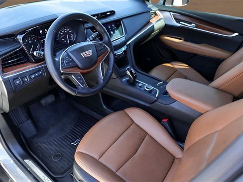 Used 2023 Cadillac XT5 Premium Luxury w/ Technology Package image 10