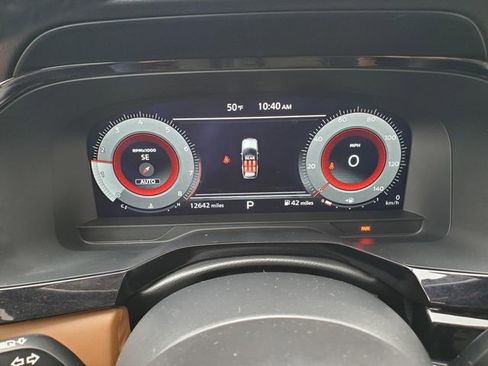 Certified 2024 Nissan Pathfinder Platinum w/ Cargo Package image 28