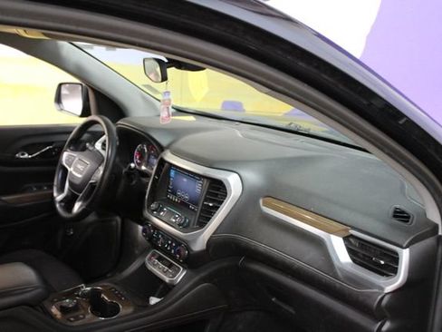 Used 2021 GMC Acadia SLE w/ GMC Pro Grade Package AWD/4WD image 12