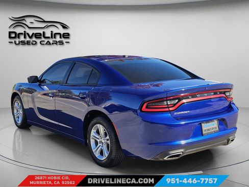 Used 2020 Dodge Charger SXT image 6