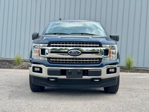 Used 2020 Ford F150 XLT w/ Equipment Group 302A Luxury AWD/4WD image 3