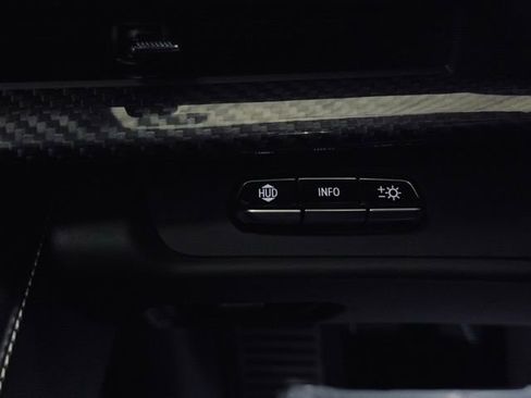 Used 2025 Chevrolet Corvette Stingray Premium Cpe w/ Z51 Performance Package image 32