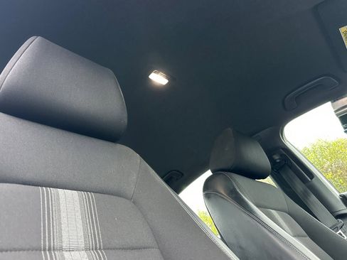 Used 2022 Honda Civic Sport image 16