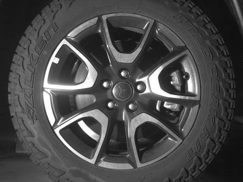 Used 2025 Jeep Compass Trailhawk image 13