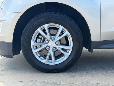 Used 2016 Chevrolet Equinox LT w/ Convenience Package image 17