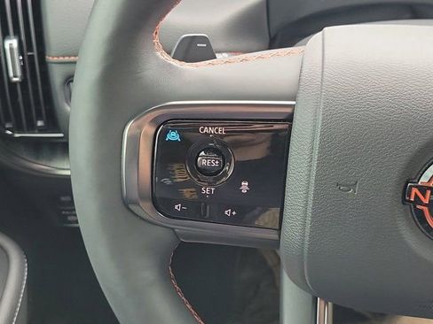 Used 2025 Nissan Armada PRO-4X w/ Pro-4X Premium Package AWD/4WD image 32