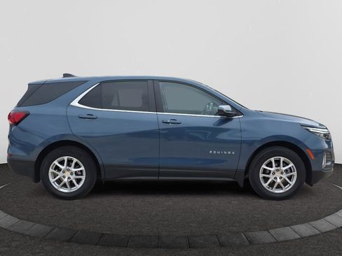 Used 2024 Chevrolet Equinox LT w/ LPO, Floor Liner Package FWD image 6