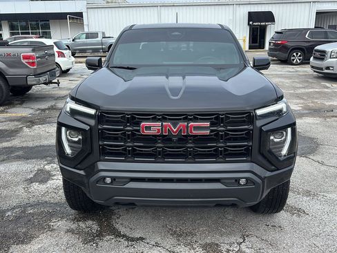 Used 2025 GMC Canyon Elevation w/ Convenience Package AWD/4WD image 2