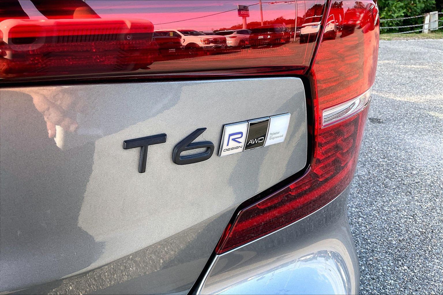 Used 2019 Volvo S60 T6 R-Design AWD/4WD image 8
