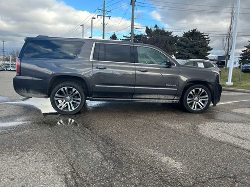 Used 2018 GMC Yukon XL Denali w/ Denali Ultimate Package image 14