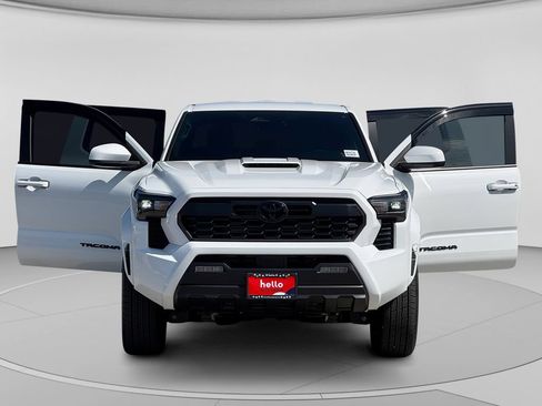 Used 2026 Toyota Tacoma TRD Sport RWD image 29