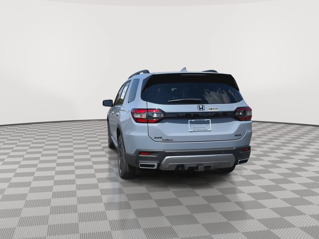 New 2026 Honda Pilot Touring image 7
