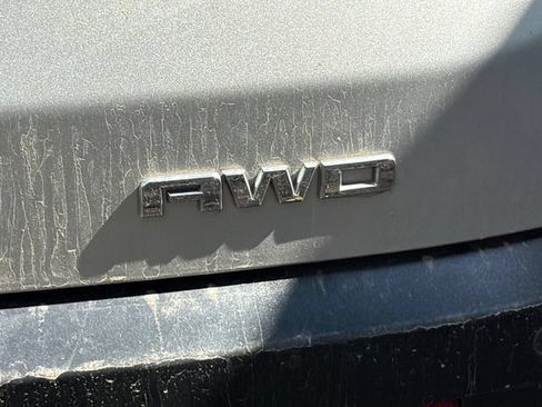 Used 2017 GMC Acadia SLT AWD/4WD image 6