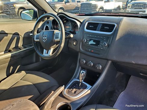 Used 2013 Dodge Avenger SXT FWD image 3