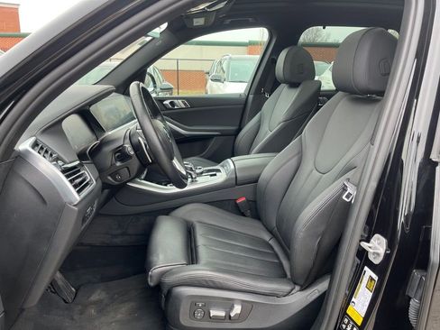 Used 2022 BMW X5 xDrive40i w/ Executive Package image 13