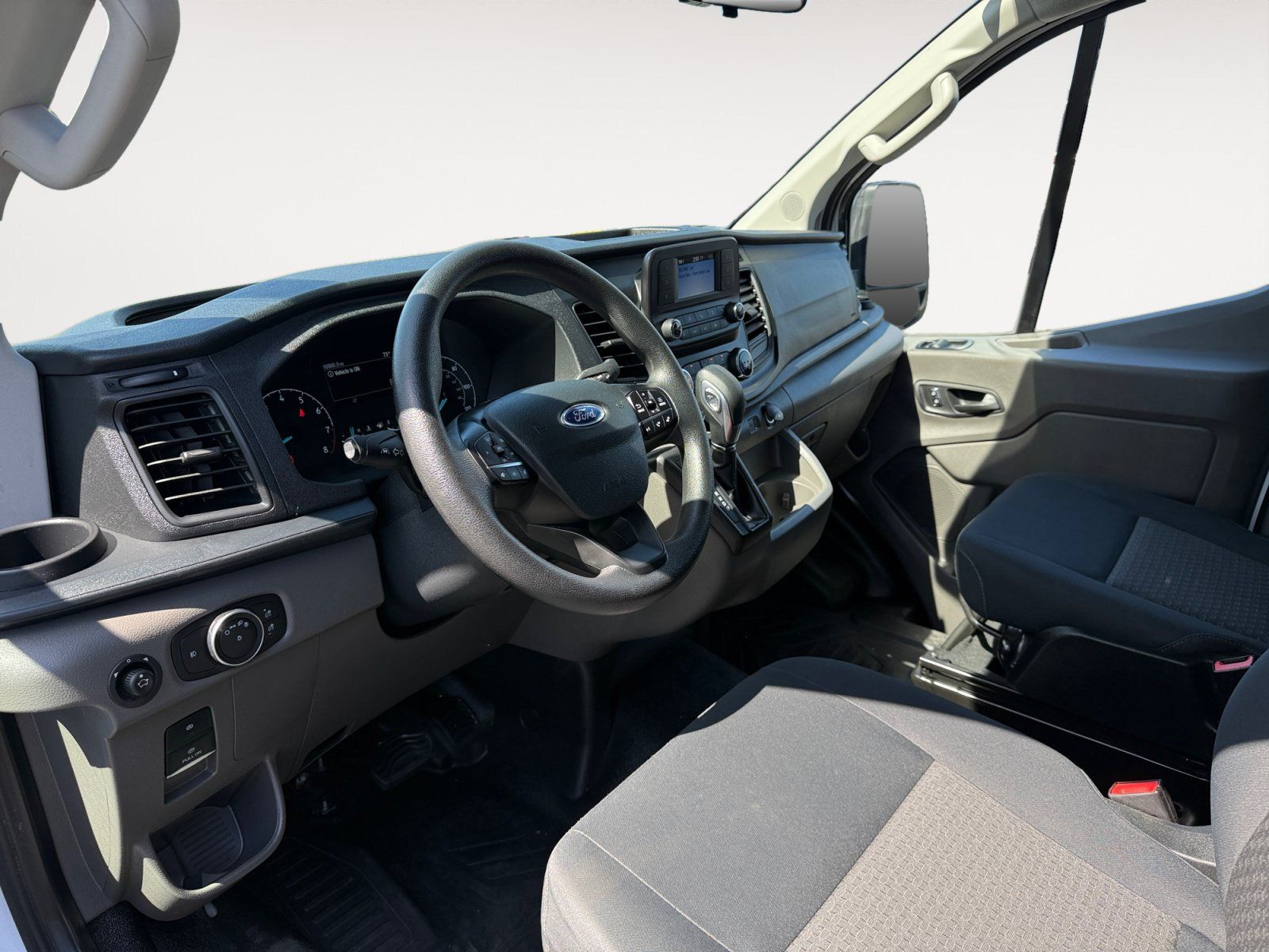 Used 2025 Ford Transit 250 Low Roof w/ Exterior Upgrade Package RWD image 15