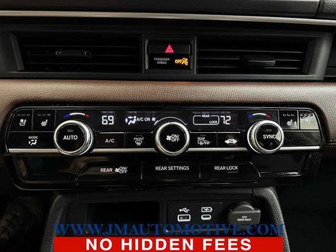 Used 2024 Honda Pilot Elite image 44
