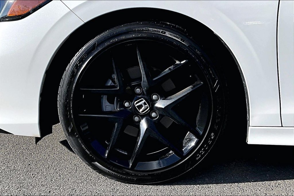 Used 2026 Honda Civic Sport image 8