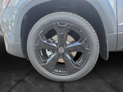 Used 2025 Volkswagen Taos SEL w/ Black Wheel Plus Package image 14