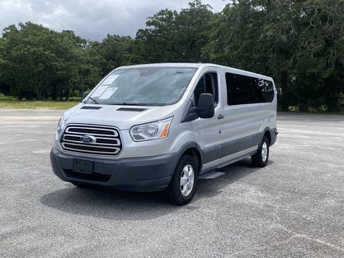 Used 2018 Ford Transit 350 XLT RWD image 4