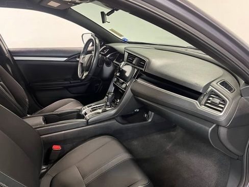 Used 2019 Honda Civic Sport image 11