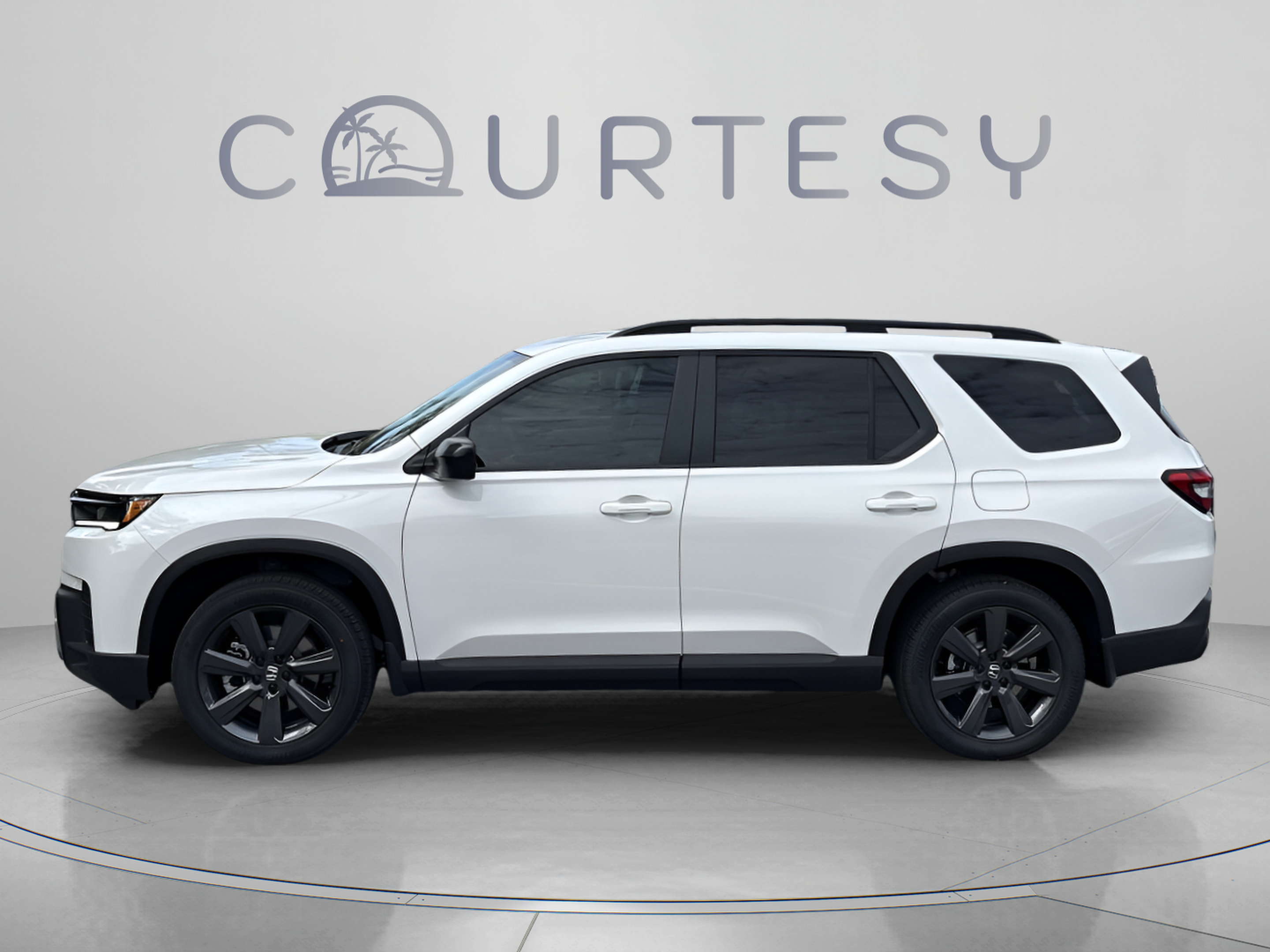 New 2026 Honda Pilot Sport image 4