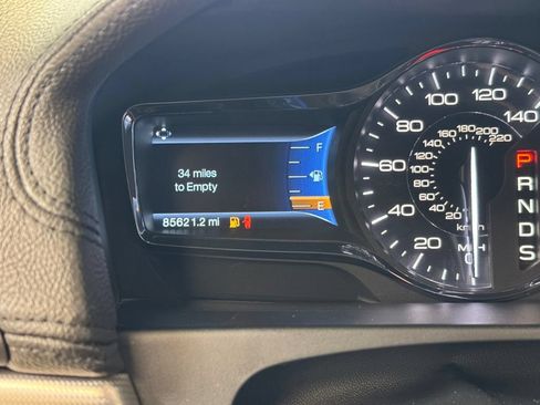 Used 2015 Lincoln MKX FWD w/ Equipment Group 102A image 33