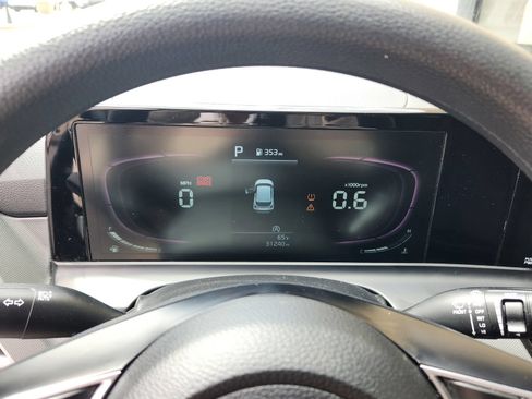 Used 2024 Kia Seltos LX AWD/4WD image 22