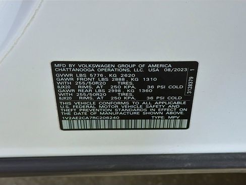 Used 2024 Volkswagen Atlas Cross Sport SEL R-Line AWD/4WD image 42
