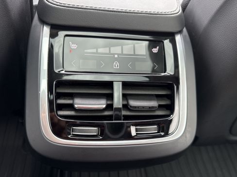 Used 2023 Volvo XC90 B6 Plus w/ Protection Package Premier AWD/4WD image 23