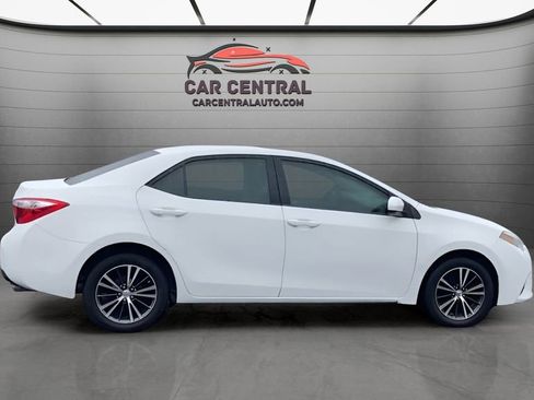 Used 2016 Toyota Corolla LE image 5