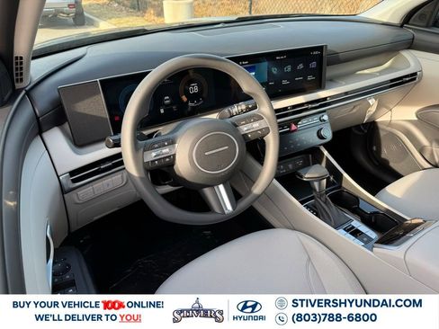 New 2026 Hyundai Tucson SEL image 3