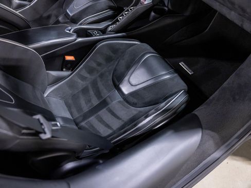 Used 2020 McLaren 720S Performance image 28