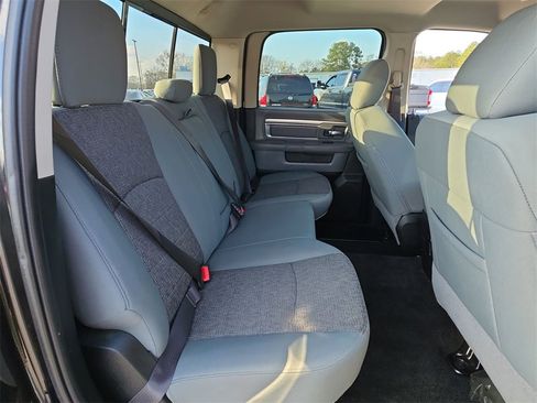 Used 2018 RAM 1500 Big Horn image 24