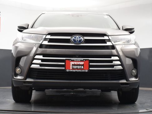 Used 2017 Toyota Highlander Limited Platinum image 43