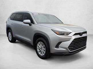 Used 2026 Toyota Grand Highlander FWD video 3