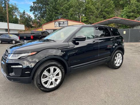 Used 2017 Land Rover Range Rover Evoque SE Premium AWD/4WD image 20