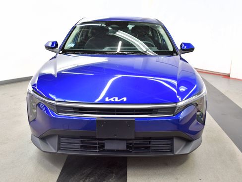 Used 2025 Kia K4 FWD image 3