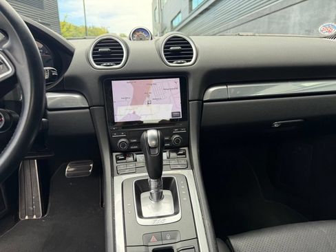 Certified 2017 Porsche 718 Boxster S RWD image 24