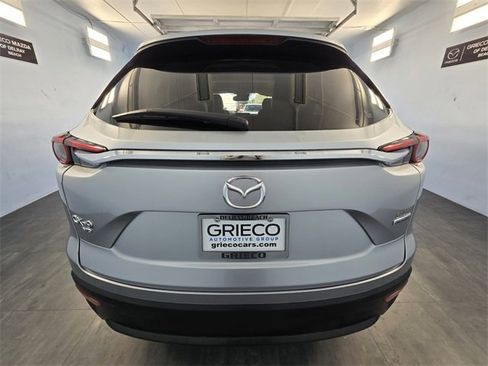 Used 2023 MAZDA CX-9 Touring image 12