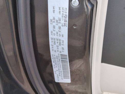 Used 2020 Chrysler Pacifica Limited w/ Tire & Wheel Group image 40