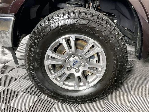Used 2020 Ford F150 Lariat AWD/4WD image 10