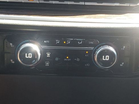 Used 2023 GMC Sierra 1500 Elevation image 33