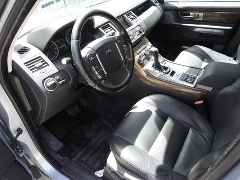 Used 2013 Land Rover Range Rover Sport HSE AWD/4WD image 18