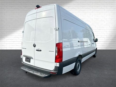 New 2025 Mercedes-Benz Sprinter 2500 image 9