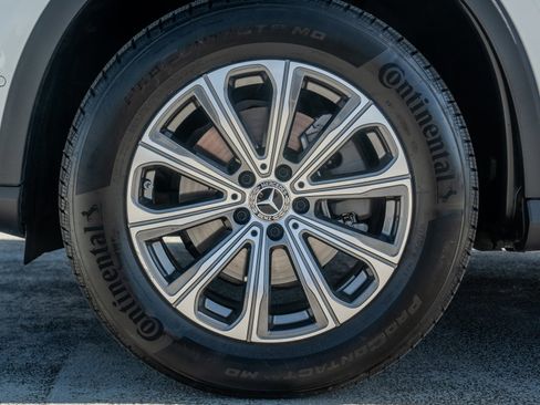 Used 2023 Mercedes-Benz GLC 300 4MATIC image 13